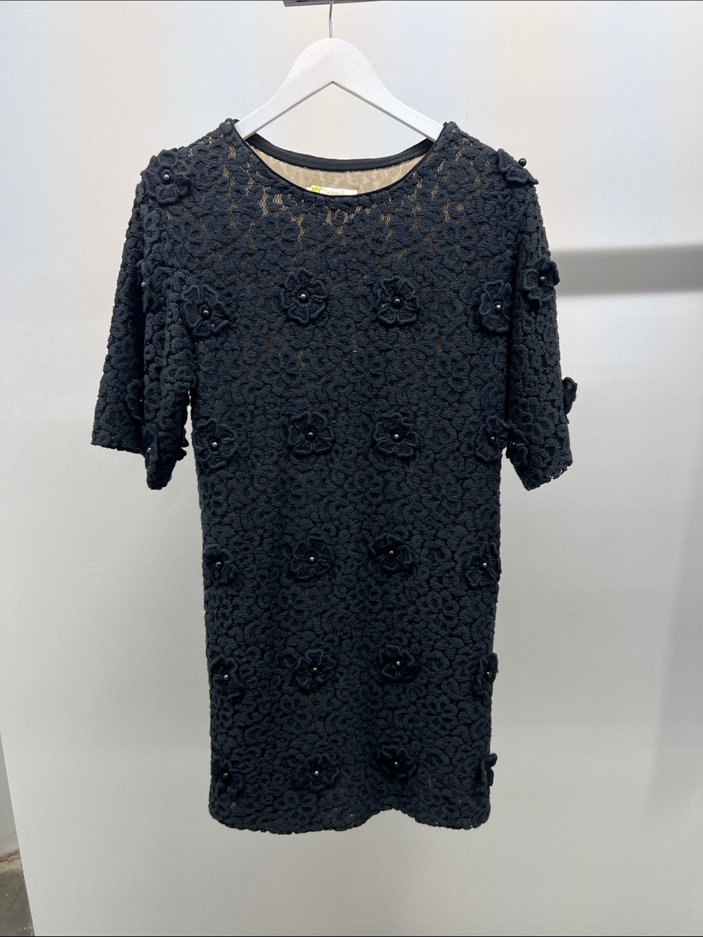 Chloe Black Floral Applique Short Sleeve Dress